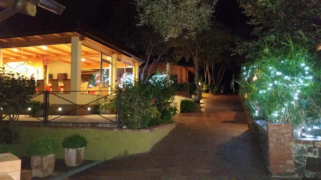 Cala Blanca Villaggio Alberghiero Marina di Camerota Exterior photo