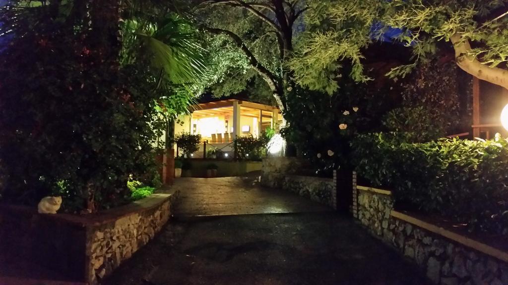Cala Blanca Villaggio Alberghiero Marina di Camerota Exterior photo